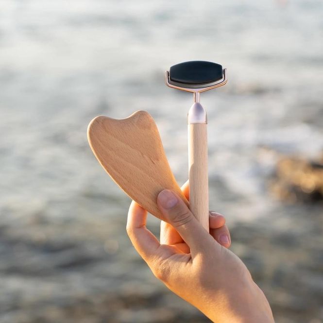 Hovedbilde Obsidian Roller & Gua Sha - Facial Renewal Set
