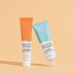 Naturlig og effektiv hudpleie, kremer, hårprodukter med rene og naturlige ingredienser.